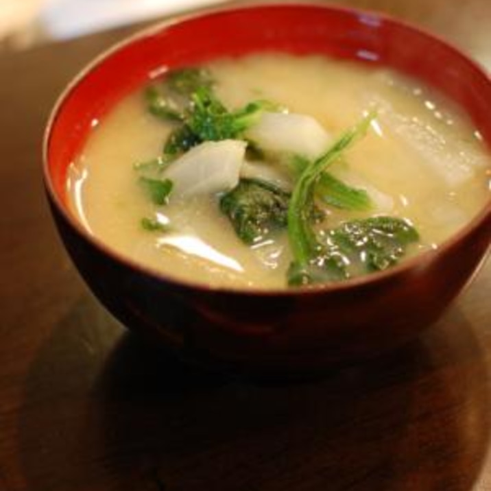 超簡単 春菊と大根のお味噌汁 レシピ 作り方 By Verandism 楽天レシピ